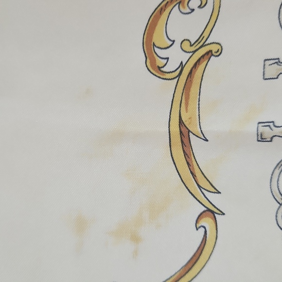 Vintage Celine Vibrant Pink and Cream Carriage Silk Scarf - Picture 4 of 13